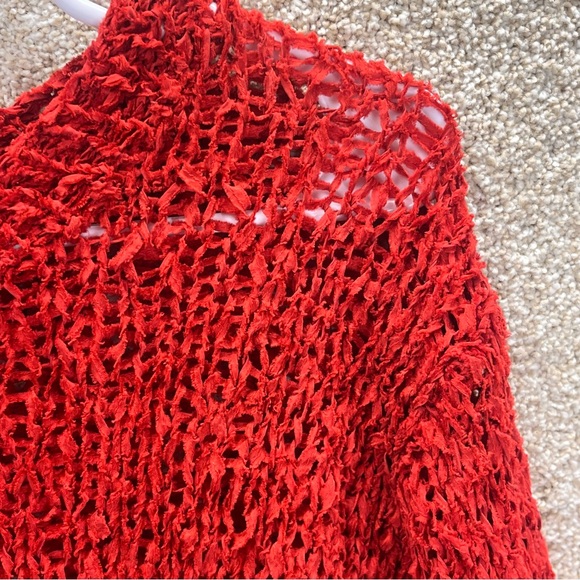 Imperfect y2k 100% silk top large crochet style crinkle red baddie going out top - Picture 9 of 17